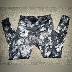 Leggings with pockets